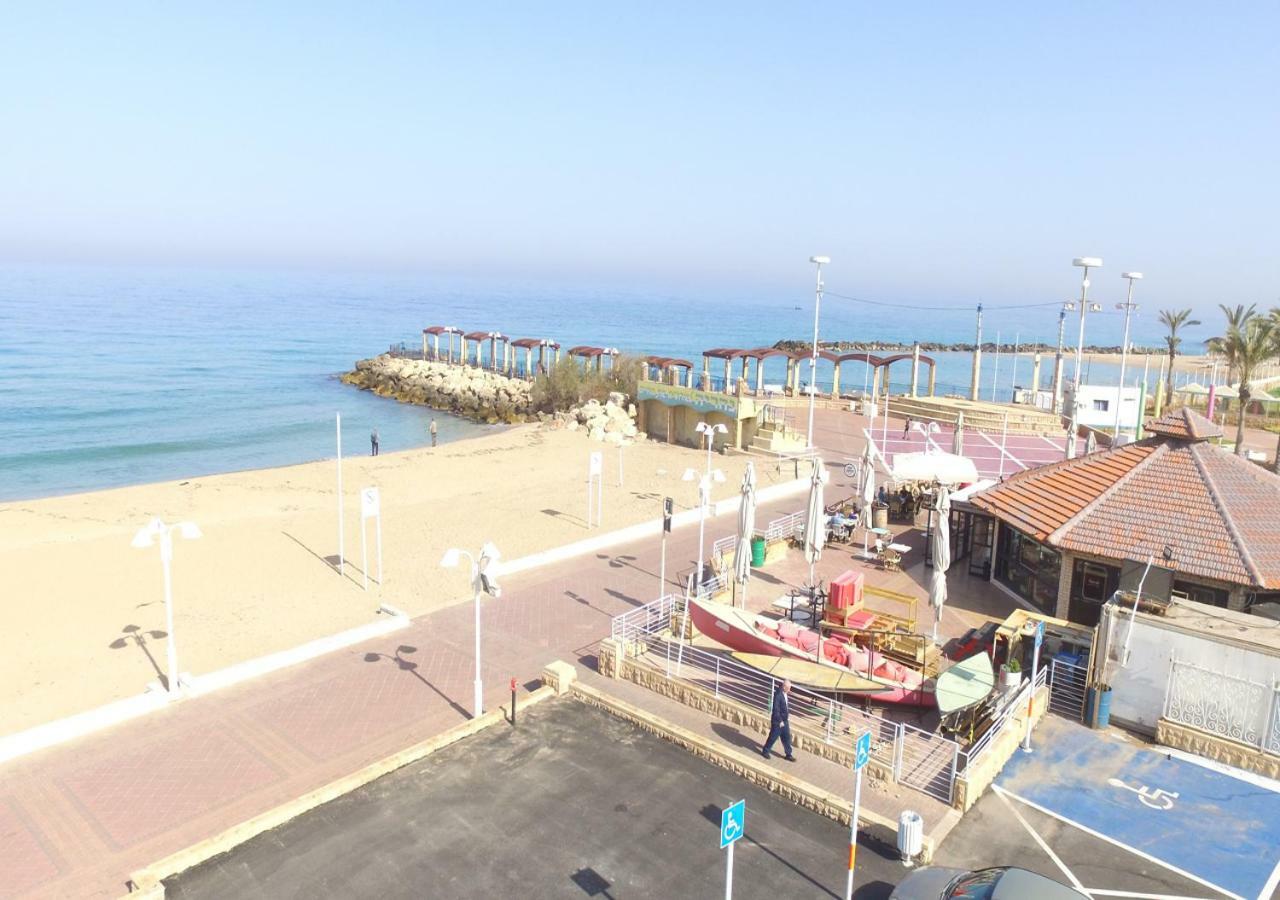 Appartement Ha-Aliya Sea View à Nahariya Extérieur photo