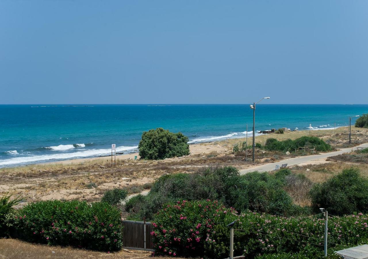Appartement Ha-Aliya Sea View à Nahariya Extérieur photo